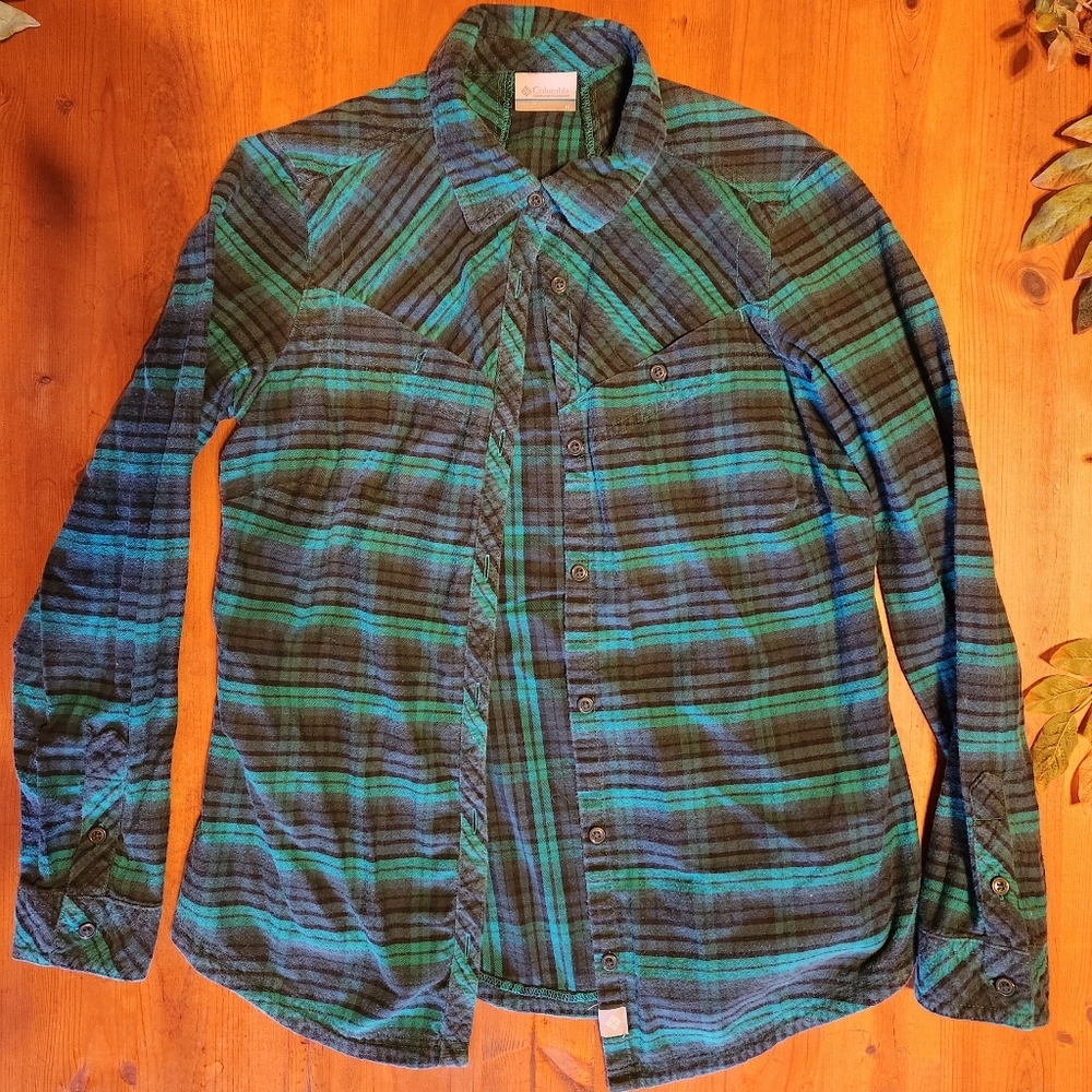 Columbia women's flannel sz Medium